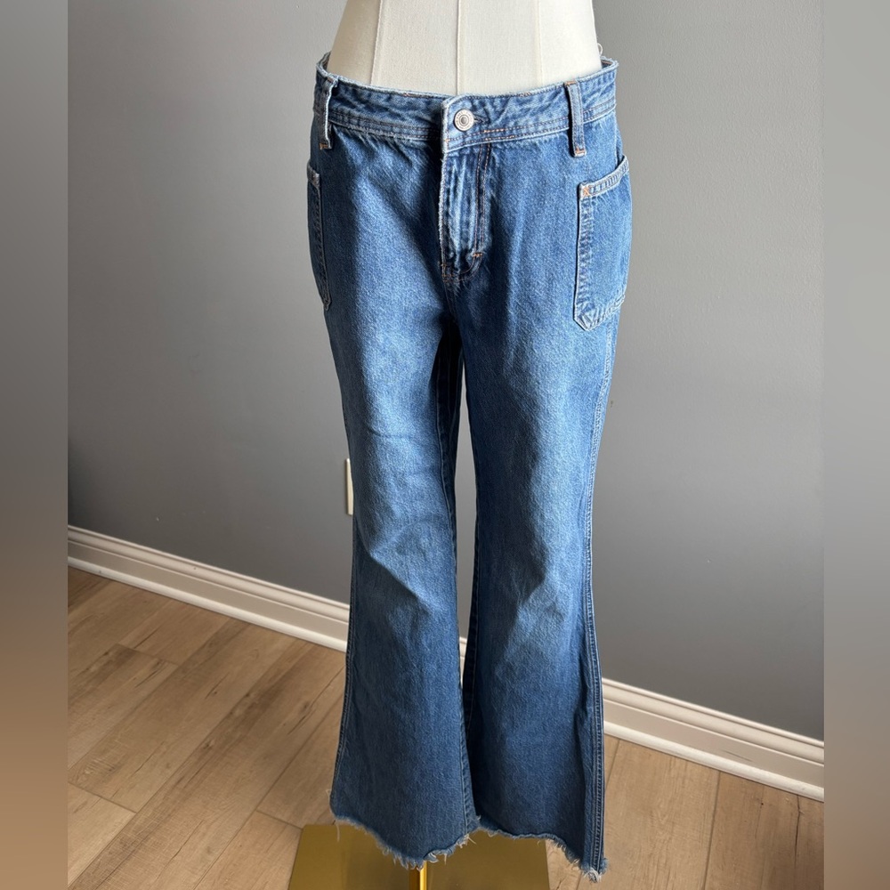 Free People We The Free Izzy Low Waisted Raw Hem Flare Jeans